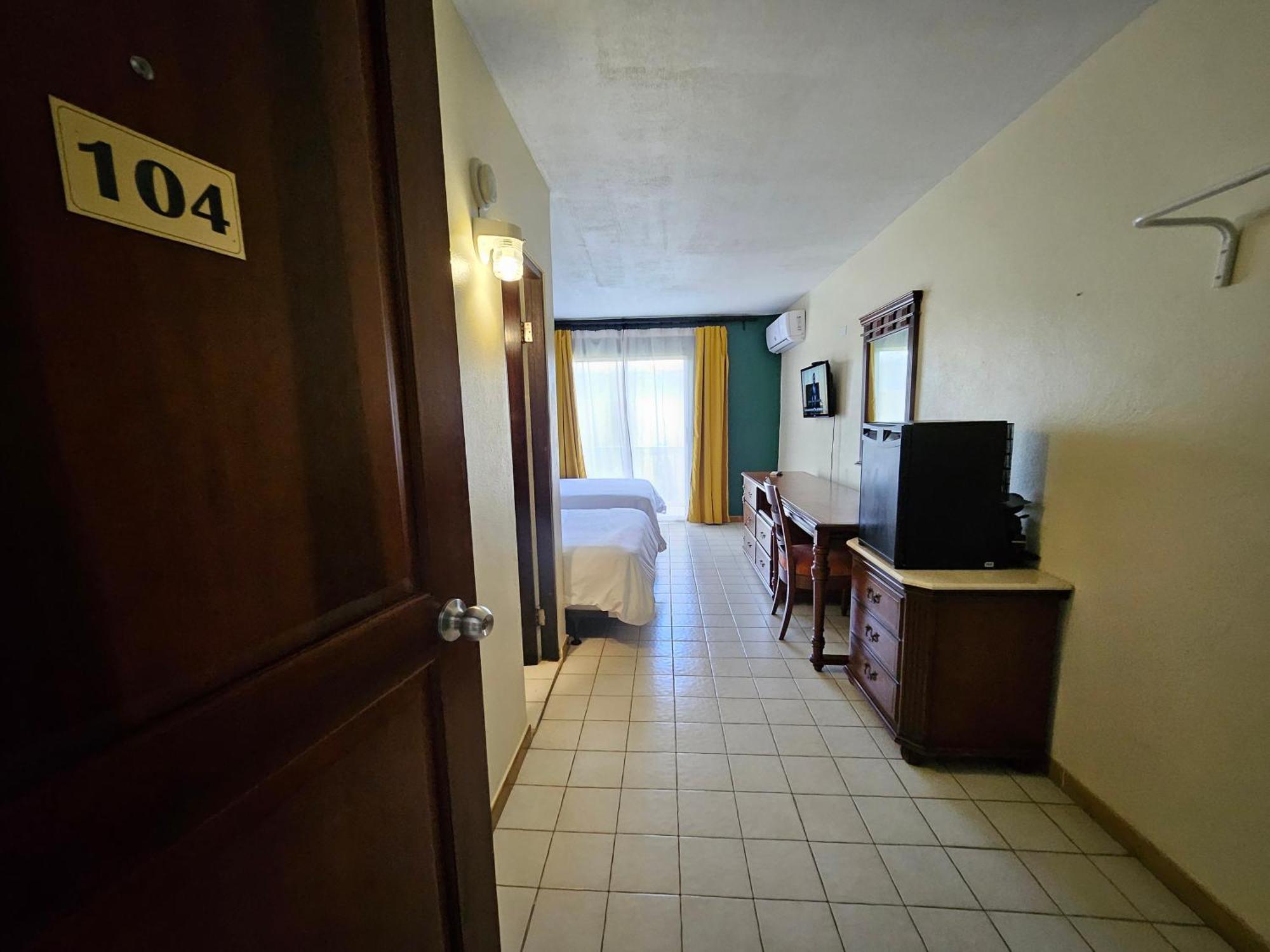 Selva Boutique Hotel - Luquillo Oceanfront Retreat - Adults Only Bagian luar foto