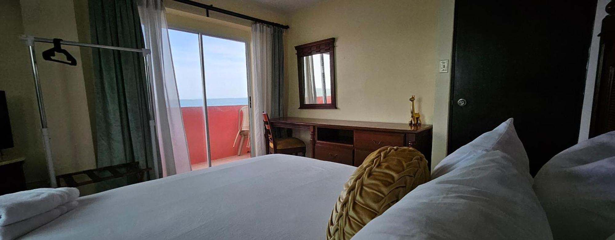 Selva Boutique Hotel - Luquillo Oceanfront Retreat - Adults Only Bagian luar foto